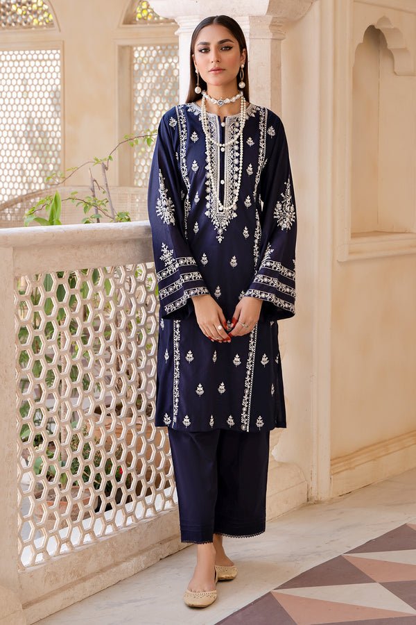 NOOR(Embroidered A Line Shirt)